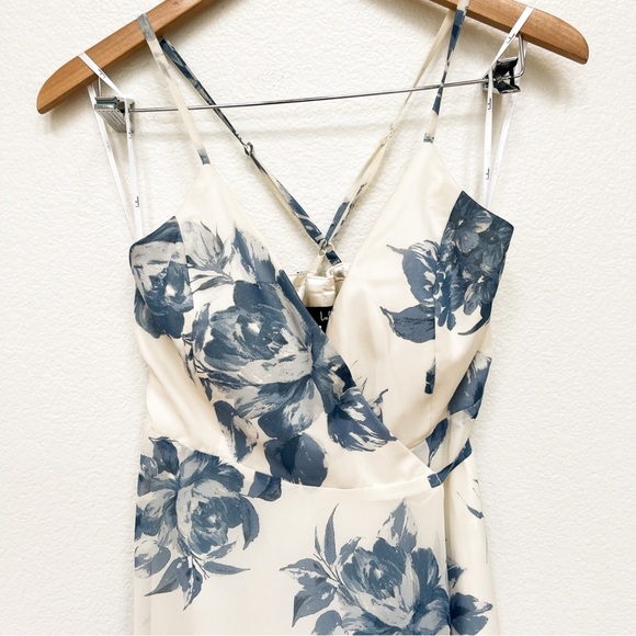 Lulu’s Floral Wrap Maxi Dress Size XS - Picture 4 of 10